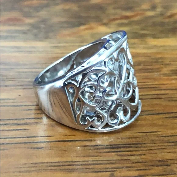 $62 Estate Ring Sterling Silver Marked K 925 China 11.2 grams Size 8 - Picture 1 of 7